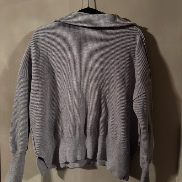 No Brand chunky half zip beige:grey sweater 
Never worn 
Size S - Picture 2 of 3